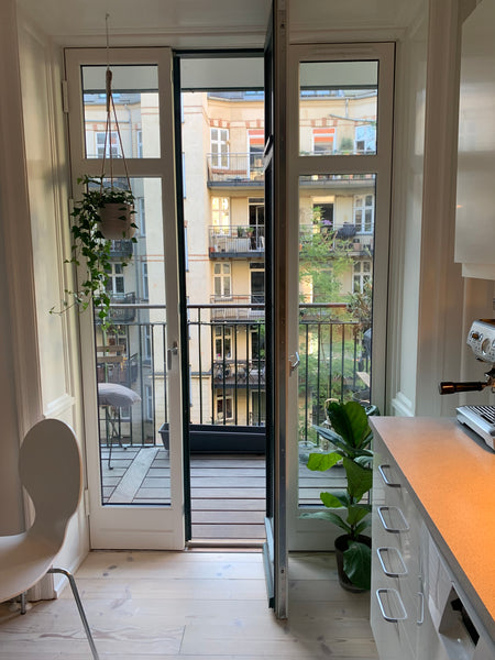 Enjoy your stay in our peaceful and centrally located apartment in Vesterbro wit Copenhagen, Denmark Cozy central apartment in Vesterbro with balcony. Entire condo vacation rental 708610305076954210