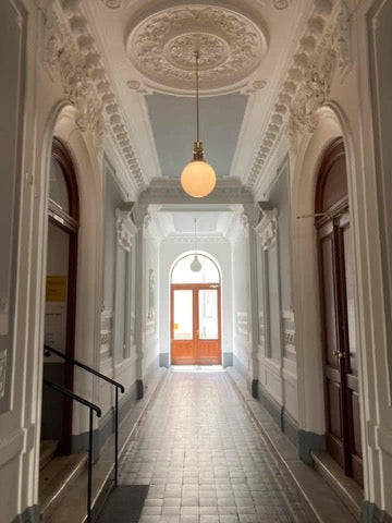 Americans Abroad is a bed and breakfast, a host family for foreign exchange stud Vienna, Austria Americans Abroad ~ Host Family in the Mahü Private room in bed and breakfast vacation rental 666616385534037360