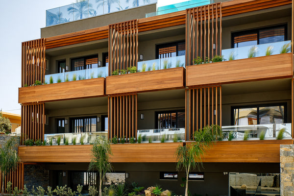 UTOPIA LUXURY SUITES is an elegant, newly built hotel, with heated pool, consist  Utopia Luxury Suites - Family Suite with Jacuzzi Room in hotel vacation rental 622992263481082870