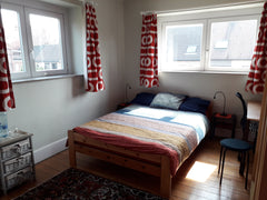 Chambre 2 personnes confortable dans une maison de charme avec jardin. Quartier  Brussels, Belgium Atomium- Brussel Expo -Heysel Private room in home vacation rental 33842602