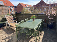 Stor familiebolig med privat stor terrasse og altan og have. To etagers idyl i s Copenhagen, Denmark Skøn 157 kvm villalejlighed med have og terrasse Entire home vacation rental 49472601