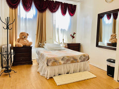 PRIVATE ROOM IN SUNSET PARK *shared bathroom* great for crashing at night , very Cuenca, Ecuador Rental unit in Brooklyn · ★4.48 · 1 bedroom · 1 bed · 1 shared bath Private room in rental unit vacation rental 599806687631020705