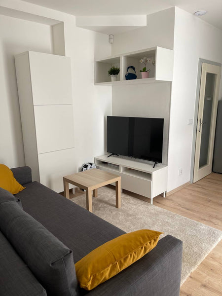 Here is an ideal holiday home in a fabulous setting.The apartment is wonderfully  Cozy apartment in a green area Entire rental unit vacation rental 598291927968547503