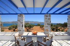 Welcome! This beautiful Cycladic Villa boarders over 150m of the Aegean Sea, has Greece Beautiful Cycladic Villa on the Beach! Cycladic home vacation rental 5720281