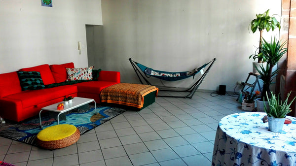 Spacieux, lumineux, coloré et accueillant vous vous sentirez bien dans cet appar  Appartement de charme en plein coeur de Lyon Private room in rental unit vacation rental 21330621