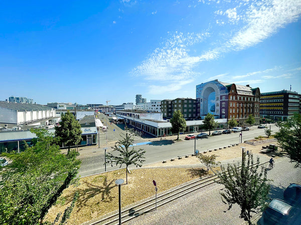 This 2 bedroom apartment is located in the heart of Copenhagen, 5 min. walk from Copenhagen, Denmark 5 minutes walk from Copenhagen Central Station Entire condo vacation rental 675312702045581138