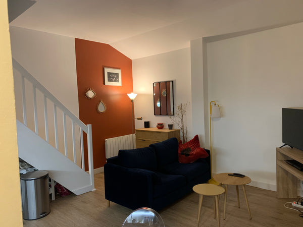 Je vous propose un duplex de 46m2 dans l’hyper centre de Bordeaux. Habité à l’an  Duplex de 46m2 Entire condo vacation rental 664618587531291215