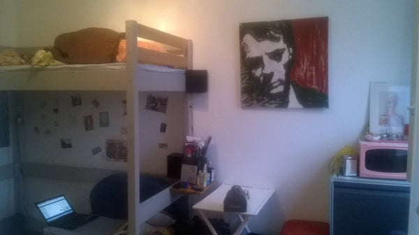 Mon appart est un 15m² , au 5éme et dernier étage pile poil entre le 20éme et le Paris, France Petit appartement fonctionnel Entire rental unit vacation rental 9309035