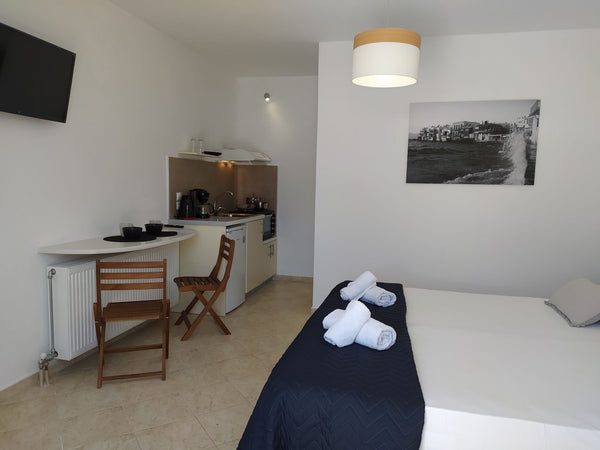 Cool and cozy, Newly built Mykonian apartment With garden entrance. Protected fr Greece Nikolas house close to Mykonos Town 5 Entire rental unit vacation rental 43994408