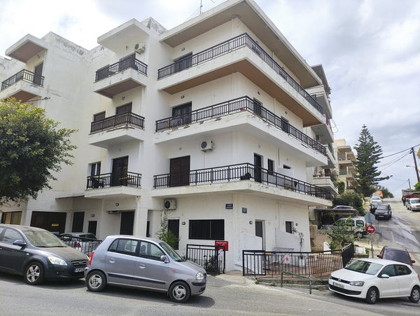 A nice and cozy studio apartment located on the first floor of an apartment comp  Studio Apartment with city view_ Entire condo vacation rental 49699153