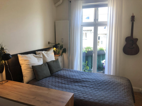 Central apartment on the 4. floor with kitchen, bathroom, living room and bedroo Copenhagen, Denmark 1-bedroom apartment with patio Entire rental unit vacation rental 656223657997974009