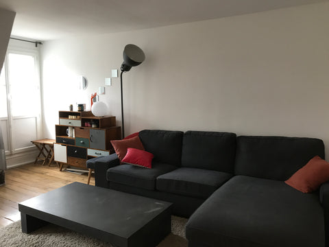 Appartement parisien propre et mignon avec grand balcon en plein coeur de la rue Paris, France Appartement au coeur de la rue de Paradis Entire rental unit vacation rental 20927660