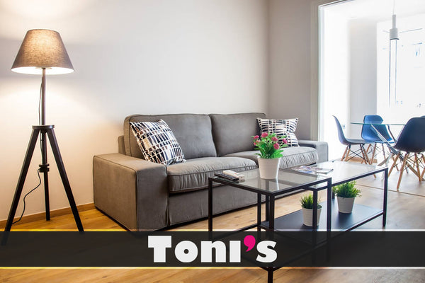 Discover the iconic design, with a charming, warm and at the same time modern to Athens, Attica, Greece Toni's - 2BD Charming Apartment close Thissio Metro! Entire rental unit vacation rental 19205203