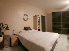 Oubliez vos soucis dans ce logement spacieux et serein.<br />Proche du centre vi Brussels, Belgium Belle chambre proche du centre Private room in condo vacation rental 21207133