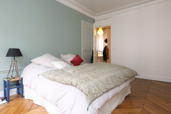 Typical and charming Parisian appartment, ideal to visit Paris in a very lively  Paris, France Charming 80sqm flat Pigalle Martyrs Entire rental unit vacation rental 4876613