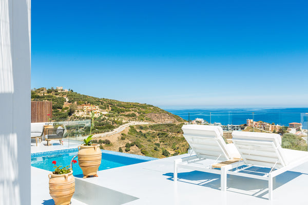 Lili Villa is approved by Greek Tourism Organisation & managed by 