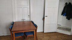 It is a lovely, small apartment located 15-20 minutes away from the central squa  Beautiful old school apartment with natural light. Entire rental unit vacation rental 34405408