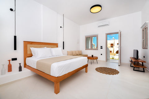 A unique suite located right in the center of Fira Town<br /><br /><b>License nu Pireas, Greece Deluxe Suite by Gervi Suites Entire rental unit vacation rental 655504853734674519