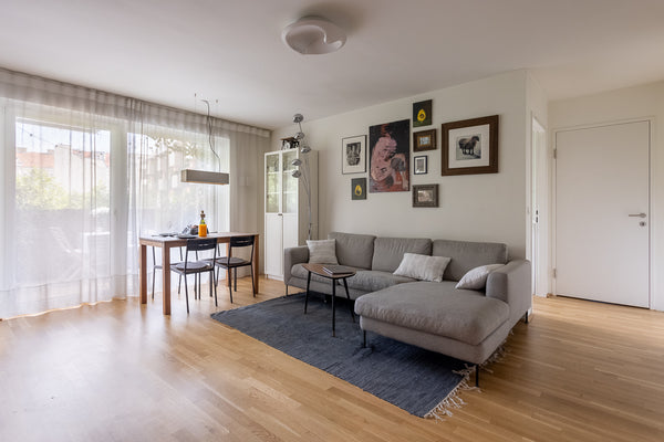 Dieses großzügig geschnittene, neue Apartment im Zentrum von Wien besticht durch  Zentral und ruhig mit Klimaanlage und Parkplatz Entire condo vacation rental 663070317381277775