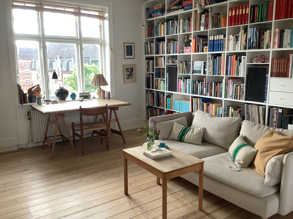 Uforstyrret, meget lys, hyggelig, plads til børn. Lejligheden ligger øverst, på   Lys lejlighed med dejlig altan Entire condo vacation rental 647805648459980770