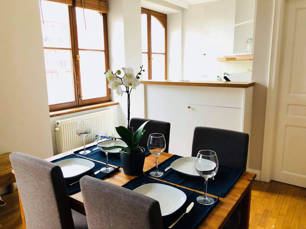 Enjoy your stay in Brussels in this cozy appartement. Located in an area with gr  Cozy and fresh appartement in Brussels Entire rental unit vacation rental 45778771