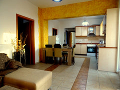 Fully rennovated apartment in Paradisi, very close to the airport (2 min), with   Cozy apartment in Paradisi - Ομορφο διαμέρισμα Entire rental unit vacation rental 13778738