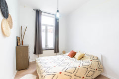 MAGNIFIQUE CHAMBRE MEUBLEE décorée avec gout à deux pas du centre (entre Place D Belgium Wonderful bedroom in a house- near center Brussels Private room in townhouse vacation rental 644297140087065484
