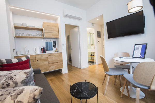 Welcome to Olala Syntagma Apartment 3.3, a fully equipped apartment for 4 guests Barcelona, Catalonia, Spain Olala Syntagma Apartment 3.3 Entire rental unit vacation rental 30314703