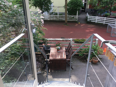 Bo i hjertet af København med direkte udgang til egen gårdhave. Syv minutters ga Denmark Central beliggenhed og udgang til gårdhave Entire rental unit vacation rental 646130816528792797