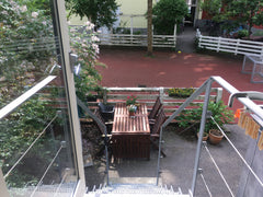 Bo i hjertet af København med direkte udgang til egen gårdhave. Syv minutters ga Denmark Central beliggenhed og udgang til gårdhave Entire rental unit vacation rental 646130816528792797