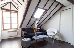 Fully furnished and equipped, this charming apartment has been recently renovate Paris, France Charming studio near Montmartre Entire rental unit vacation rental 7301774
