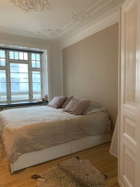 A Classic interior greets you from the very first room. An apartment that dates  Copenhagen, Denmark Beautiful 2 bedroom flat in central Copenhagen Entire condo vacation rental 52874520