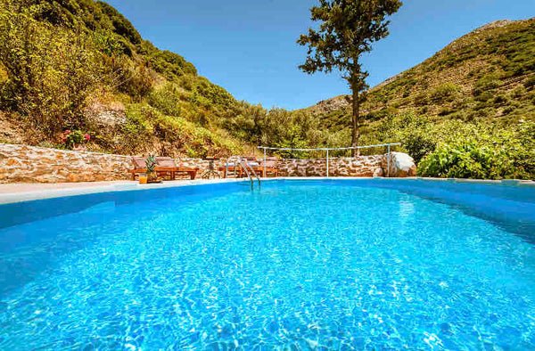 WE ARE THINKING OF YOU AND YOUR SAFETY.<br /><br />Ellafos Traditional Living is Chania, Greece Ellafos Traditional Living 5 (15’ from Elafonisi) Entire home vacation rental 45043079