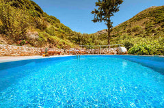 WE ARE THINKING OF YOU AND YOUR SAFETY.<br /><br />Ellafos Traditional Living is Chania, Greece Ellafos Traditional Living 5 (15’ from Elafonisi) Entire home vacation rental 45043079