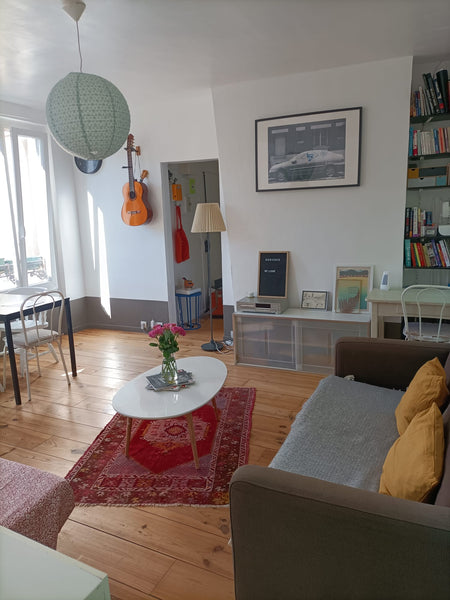Mon logement est proche du metro, canal, parc, salle de concert, bar, restaurant Paris, France Appartement lumineux Entire rental unit vacation rental 15125899
