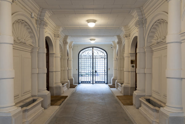 Quartier très vivant et très chic du 8ème Arrondissement de Paris, à 2 minutes à Paris, France Studio Champs Elysées Entire rental unit vacation rental 29095372