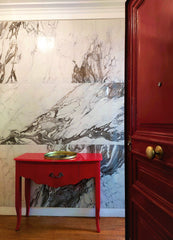 This is a cosy and romantic apartment in the very elegant Golden Triangle area o Geneva, Switzerland Apartment Spacious & Elegant 2mn to Champs-Elysées Entire rental unit vacation rental 6307603