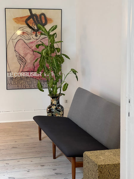 Nyd en stilfuld oplevelse i denne centralt beliggende bolig.  Central lejlighed med gårdhave Entire condo vacation rental 656246563005205799