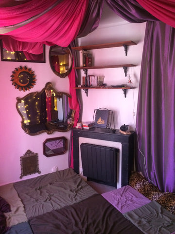 Alone or with a few friends, you're looking for an experience. <br />One that wi Paris, France ❤ Alonya's Den ❤ : La Bohème Once Again! Private room in rental unit vacation rental 18643858