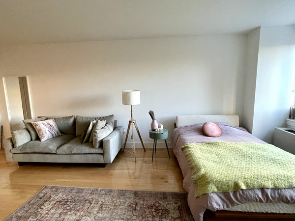 Great stylish, spacious studio by the water in LIC. Breathtaking  Manhattan view New York, NY Rental unit in Queens · ★New · 1 bedroom · 1 bath Entire rental unit vacation rental 1060926963416227728