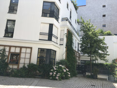 A deux pas des cafés branchés, une rue des grands magasins, en face d'un gymnase Paris, France Studio Private room in rental unit vacation rental 21426573