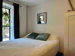 Keep it simple at this peaceful and centrally-located place.💫 New York, NY Rental unit in Brooklyn · ★4.92 · 1 bedroom · 1 bed · 1 shared bath Private room in rental unit vacation rental 863097642422799837