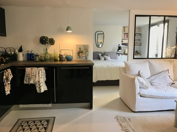 Prime Location! <br />Next to best restaurants, shopping, and sights. <br />Our  Paris, France Super peaceful flat in South Pigalle Entire rental unit vacation rental 10620549