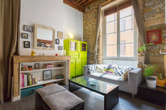 Charmant studio de 27 m2, canut typique au coeur des pentes de la Croix-Rousse.< Lyon, France Joli studio Canut en plein coeur des pentes - Lyon Entire rental unit vacation rental 9538608