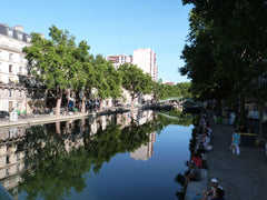 Bienvenue dans mon studio au détour du canal Saint-Martin.<br />Lumineux, propre Paris, France Charmant Studio au détour du Canal Saint-Martin Entire rental unit vacation rental 19361227