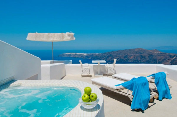 The Deluxe Suite is individually and uniquely designed, offering spacious accomm  Deluxe Suite with private hot tub & caldera view Private room in bed and breakfast vacation rental 21721311