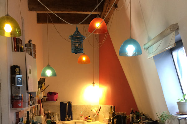 Très bel appartement d'artiste, typiquement parisien, sous les toits, charmant e Paris, France Appartement au coeur de Paris sous les toits ! Entire rental unit vacation rental 18530558