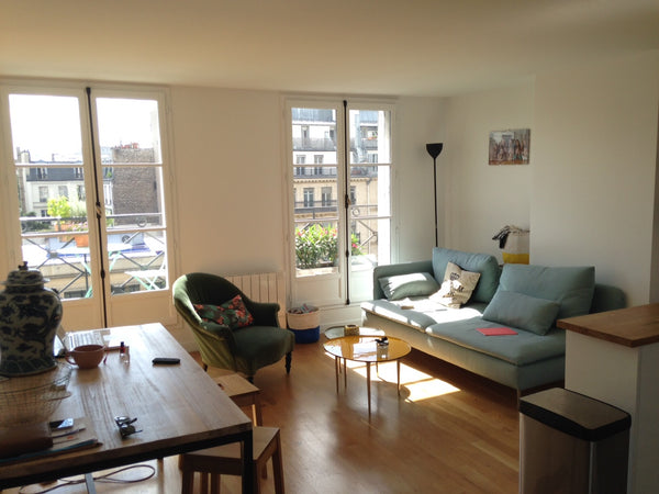 Mon appartement (55m2) est proche du Marché des Enfants Rouges, Rue de Bretagne, Paris, France Appartement 2p Haut Marais avec balcon vue dégagée Entire rental unit vacation rental 13707650