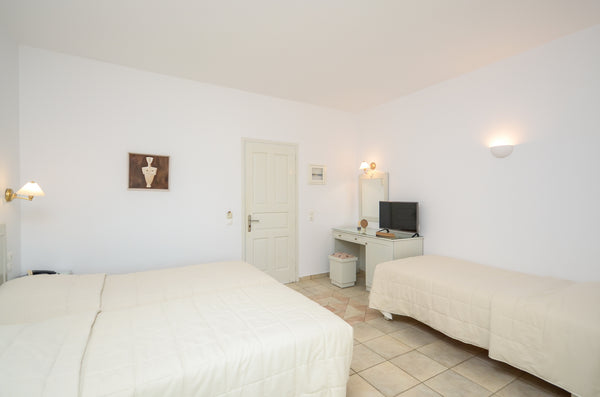 Hotel Astir of Naxos is an excellent choice for your accommodation in Cyclades - Naxos, Greece Standard Triple - Astir of Naxos Room in hotel vacation rental 41699549