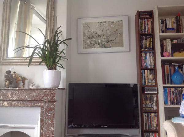 Deux-pièces au pied du SacreCoeur, dans une petite rue très calme, à côté d'un b Paris, France Appartement cosy au pied de la butte Montmartre Entire rental unit vacation rental 5077918